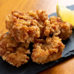 Filet de poulet pané frit façon (karaage)
