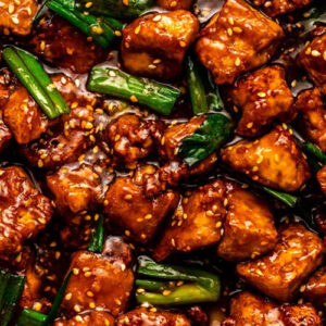 Tofu cuit à la sauce teriyaki (Végan)