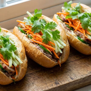Mini Bánh mì au porc (11cm)